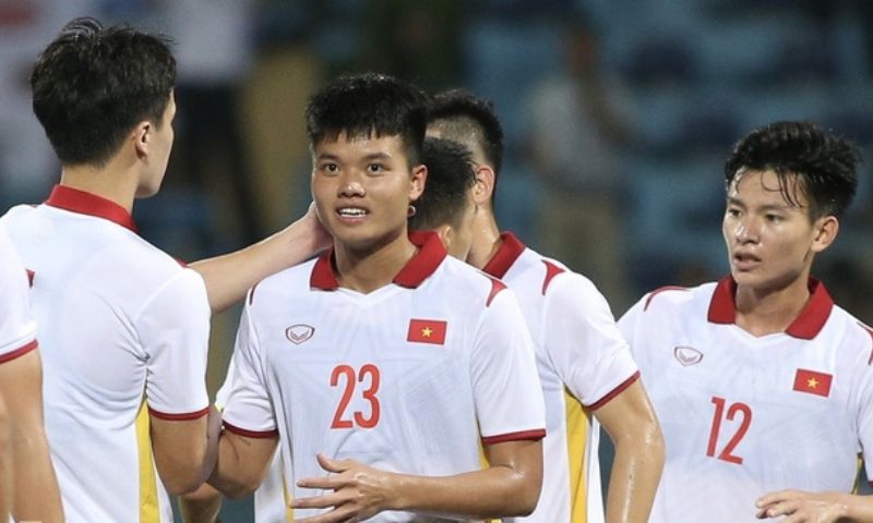 Tiểu sử và sự nghiệp Nguyễn Văn Tùng cầu thủ U23 Việt Nam